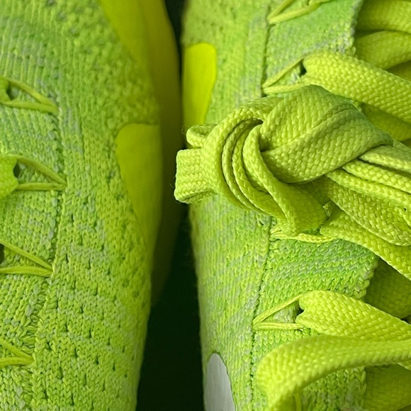 nike air max 1 ultra flyknit volt